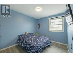 14 SANDERS COURT - 21