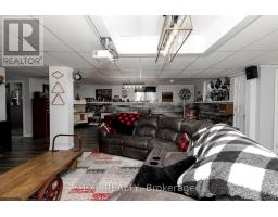 9127 HACIENDA ROAD - 22