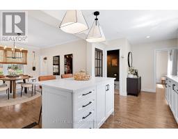 26 PLYMOUTH AVENUE - 12