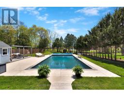 26 PLYMOUTH AVENUE - 33
