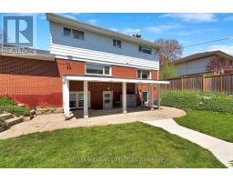 26 PLYMOUTH AVENUE - 34