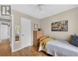 6 JUNIPER CRESCENT - 16
