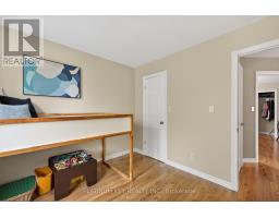 6 JUNIPER CRESCENT - 18
