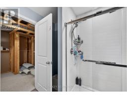 6 JUNIPER CRESCENT - 25