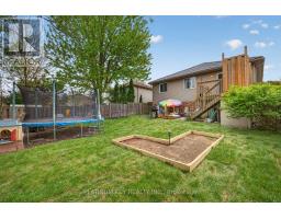6 JUNIPER CRESCENT - 30