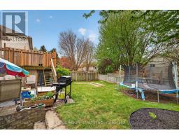 6 JUNIPER CRESCENT - 31