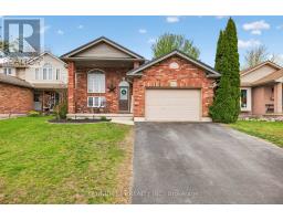 6 JUNIPER CRESCENT - 37