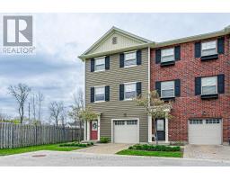 61 - 1040 CORONATION DRIVE - 1