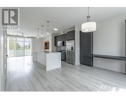 61 - 1040 CORONATION DRIVE - 11