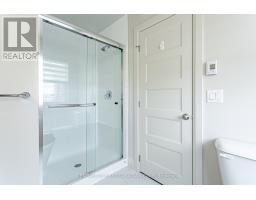 61 - 1040 CORONATION DRIVE - 19