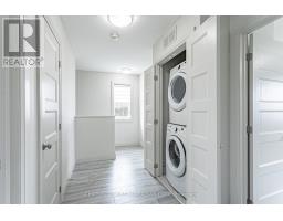 61 - 1040 CORONATION DRIVE - 26