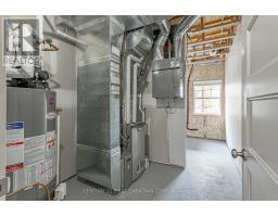 61 - 1040 CORONATION DRIVE - 27