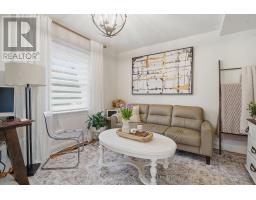 755 VICTORIA STREET - 14