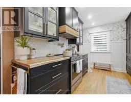 755 VICTORIA STREET - 15