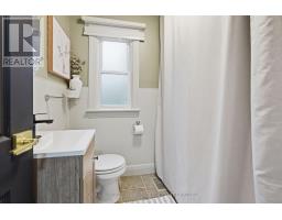 755 VICTORIA STREET - 19