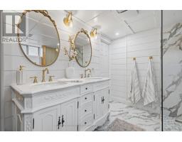 755 VICTORIA STREET - 26