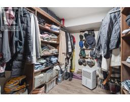 755 VICTORIA STREET - 30