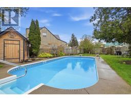 755 VICTORIA STREET - 35