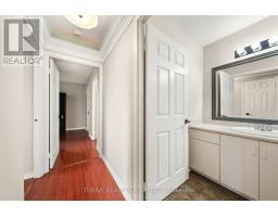 802 - 500 TALBOT STREET - 17