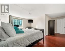 802 - 500 TALBOT STREET - 22