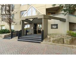 802 - 500 TALBOT STREET - 29