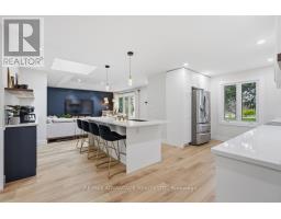 937 LUXTON DRIVE - 15