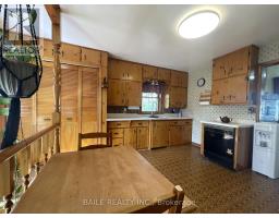 489 RACHEL STREET - 9