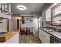 12 ROSEMOUNT CRESCENT - 13