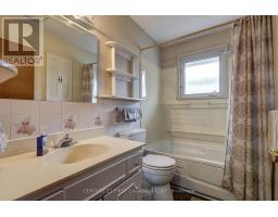 12 ROSEMOUNT CRESCENT - 19