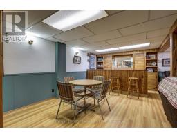 12 ROSEMOUNT CRESCENT - 27