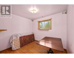 33 STRATHCONA DRIVE - 10