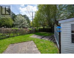 33 STRATHCONA DRIVE - 23