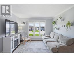 26 ROSSITER ROAD - 12