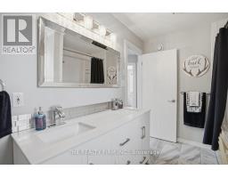 26 ROSSITER ROAD - 25