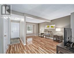 36 - 141 CONDOR COURT - 9