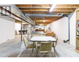 6 BACKUS DRIVE - 31