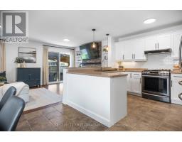 21 PEAR TREE AVENUE - 14