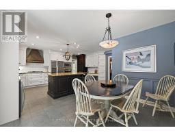 129 WYCHWOOD PLACE - 14