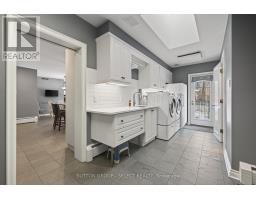 129 WYCHWOOD PLACE - 16