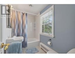129 WYCHWOOD PLACE - 26