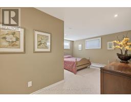 129 WYCHWOOD PLACE - 36