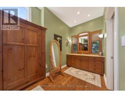4544 LAKESHORE ROAD - 18