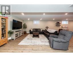 225 LEITCH STREET - 36
