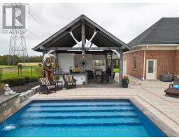 13 RIVER OAKS DRIVE - 39