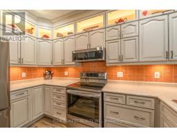 2 - 948 COLBORNE STREET - 12
