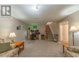 2 - 948 COLBORNE STREET - 23