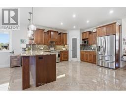 2035 CORONATION DRIVE - 12