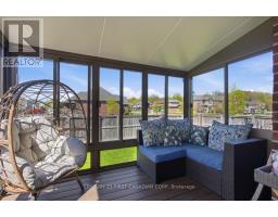2035 CORONATION DRIVE - 37