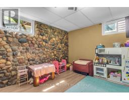 1679 DALE STREET - 22