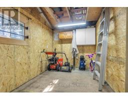 1679 DALE STREET - 33
